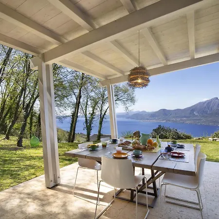 Villa Bella With View *